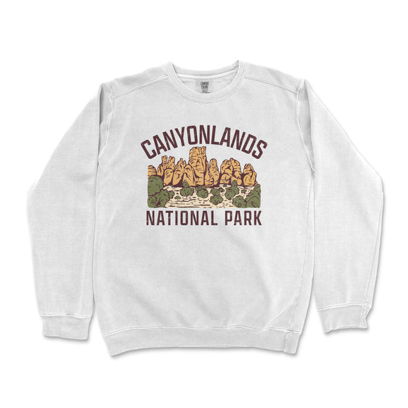 a white sweatshirt with the words canyonlands national park on it