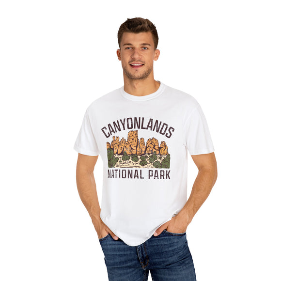 Canyonlands National Park Comfort Colors T-Shirt Distressed Design