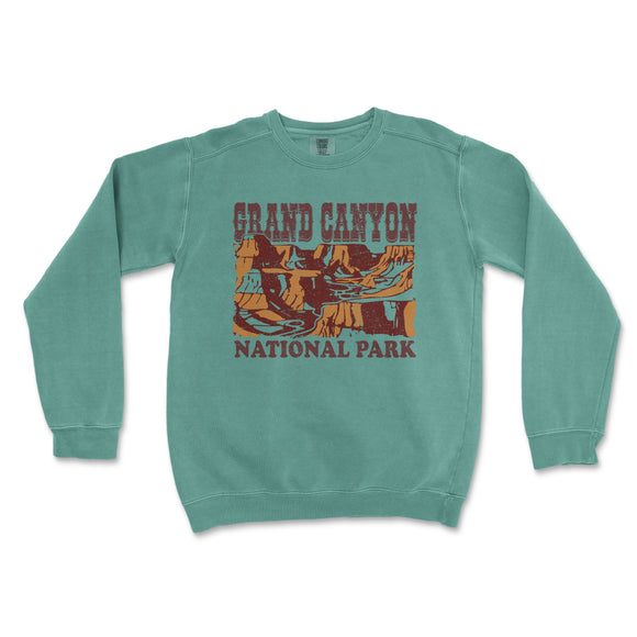 a green sweatshirt with the words grand canyon national park on it