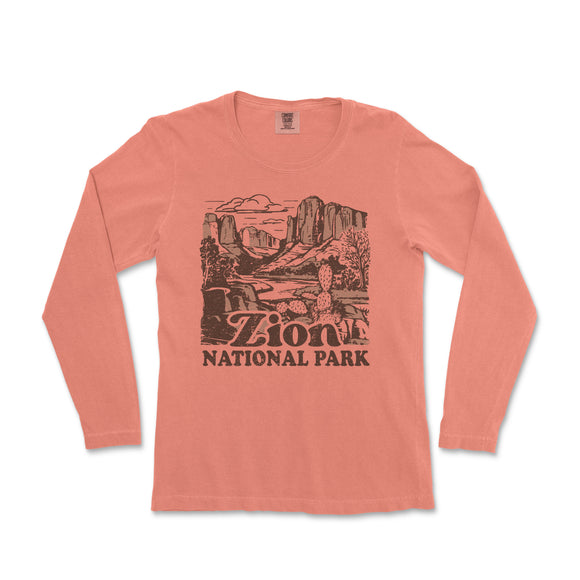 a women's long sleeve shirt with a picture of the national park