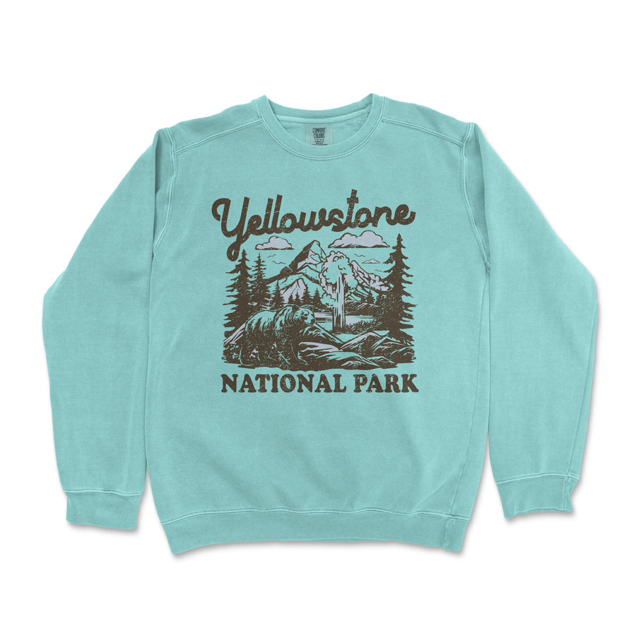 Yellowstone National Park Comfort Colors Crewneck Sweatshirt Distressed Design