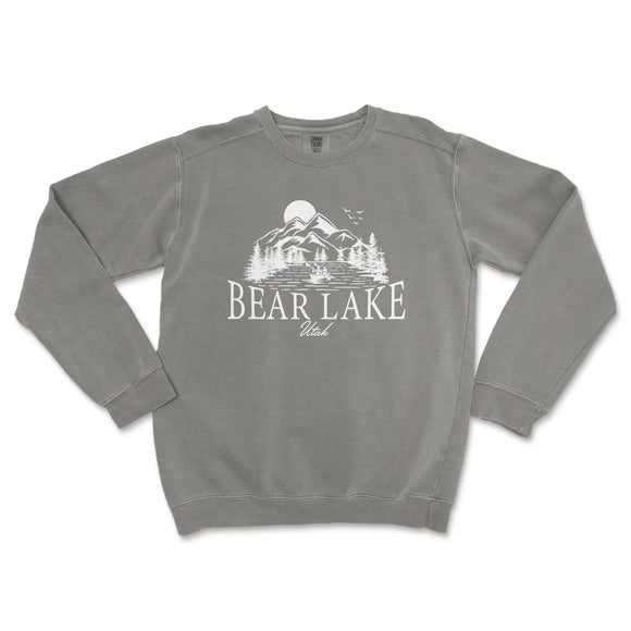 a gray sweatshirt with the words bear lake on it