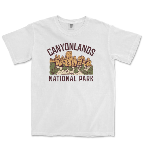 a white t - shirt that says canyonlands national park