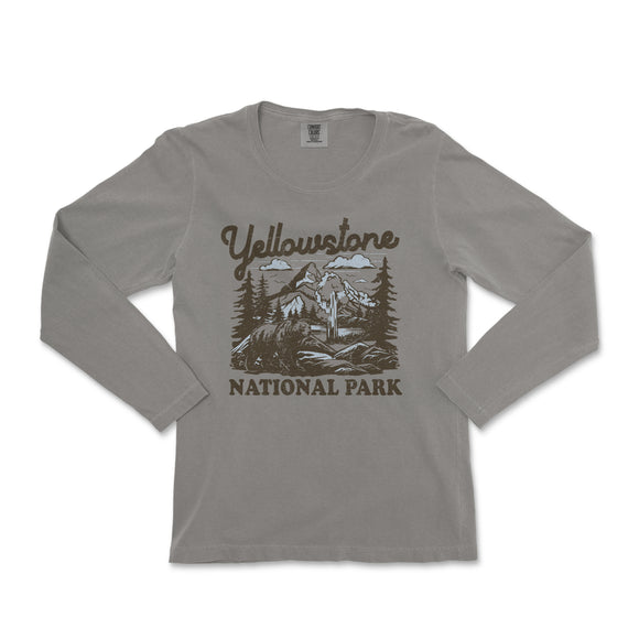 a gray long sleeve shirt with the yellowstone national park on it