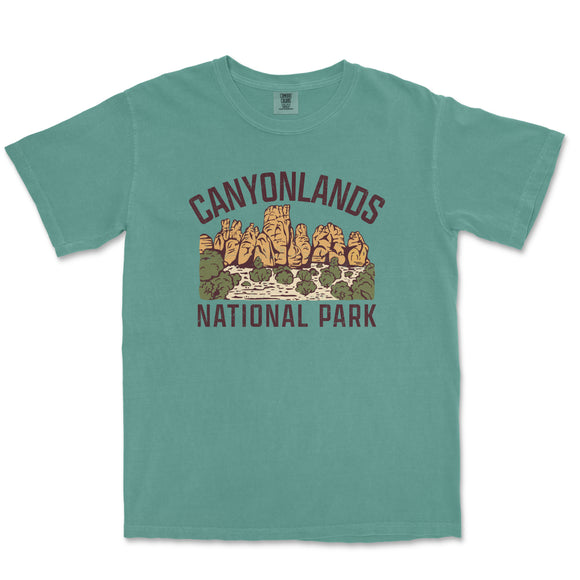 a t - shirt that says canyonlands national park