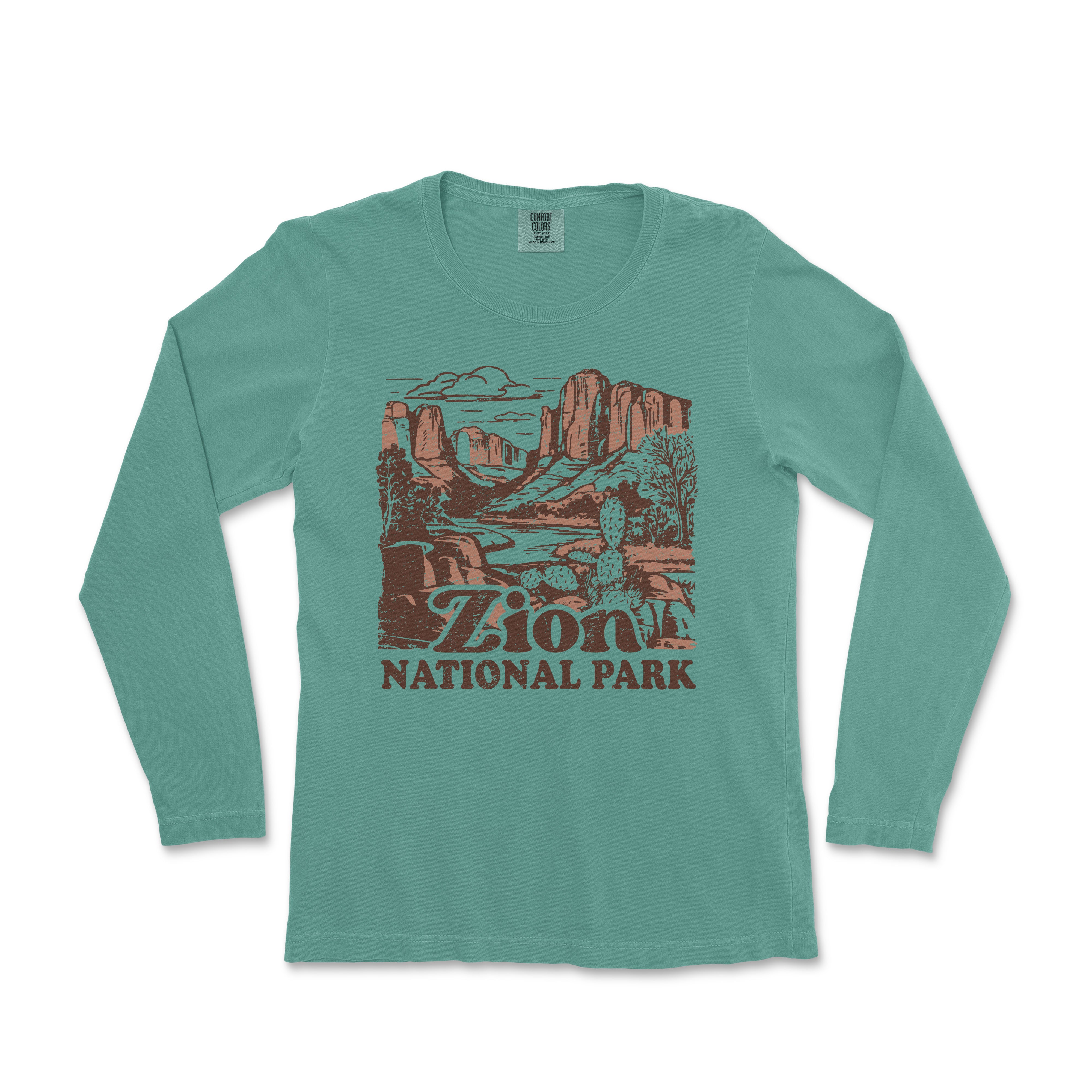 a women's long - sleeved shirt with a picture of the national park