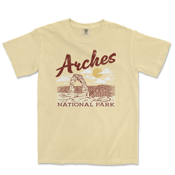 a t - shirt that says arches national park