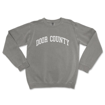 a grey sweatshirt with the word door county printed on it