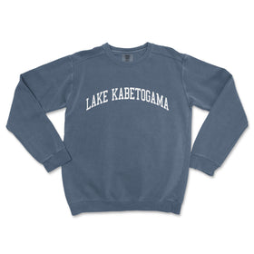 a blue sweatshirt with the words lake kaetoogama on it