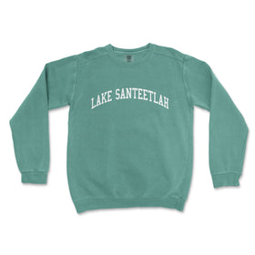 a green sweatshirt with the words lake santeetta on it