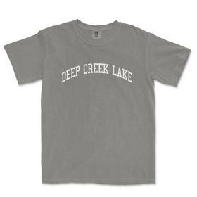 a grey tee shirt that says deep creek lake