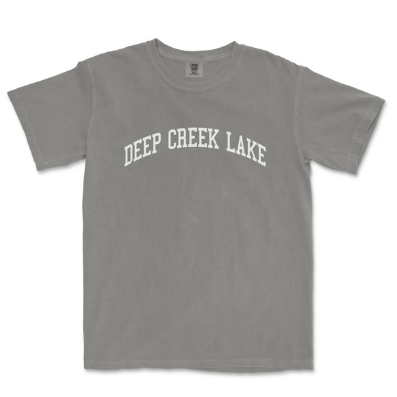 a grey tee shirt that says deep creek lake