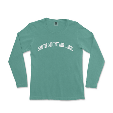 a green shirt with the words smith mountain lake on it