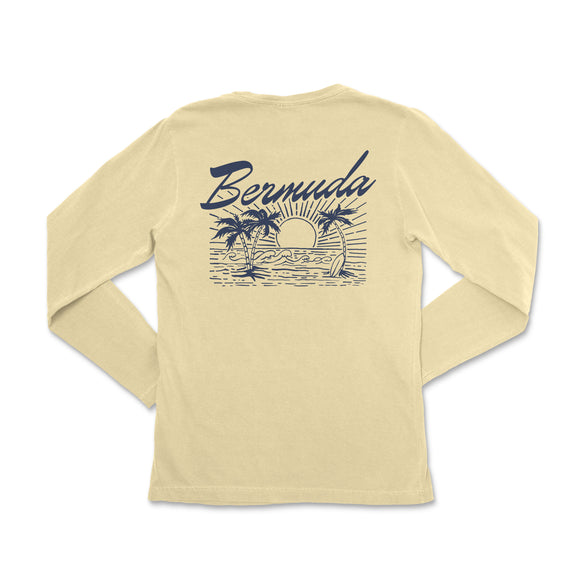 a women's long - sleeved shirt with the words bennuda on