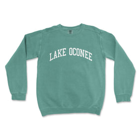 a green sweatshirt with the words lake oconee on it